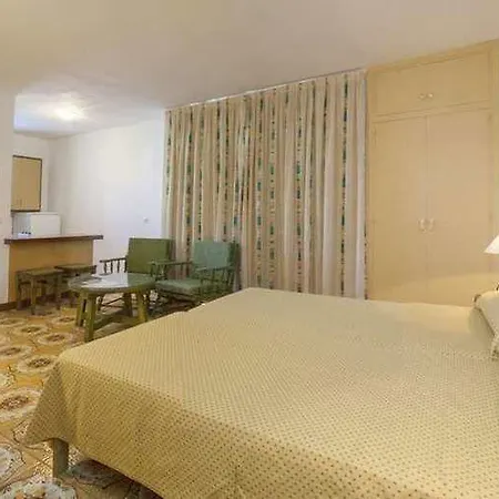 アパート Bon Lloc