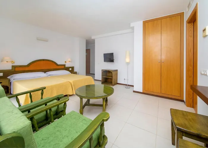 Bon Lloc * Santa Eulària des Riu