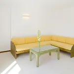 Bon Lloc Apartment