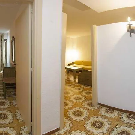 Bon Lloc Apartment
