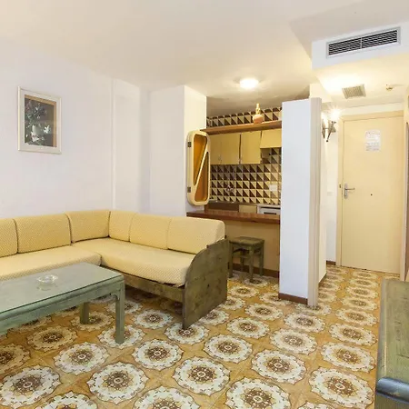 Bon Lloc Santa Eularia des Riu